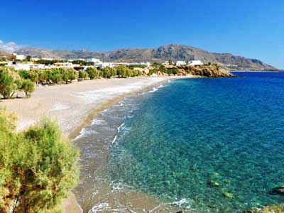 het mooie zandstrand aan de zuidkust van Kreta