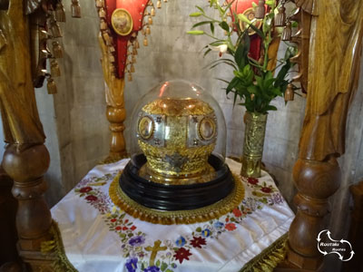 the skull of Saint Titus in the church of the same name