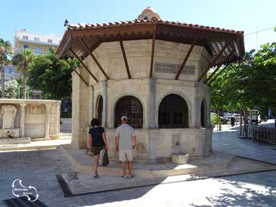 de oude bembo fontein en de sebil