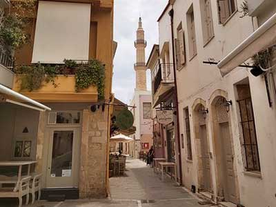 Minaret-van-Rethimnon- Neratze moskee van Rethymnon met haar minaret