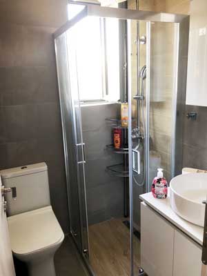 bathroom-Aretousa-apartment-Rethtymnon brand new bathroom with a rain shower